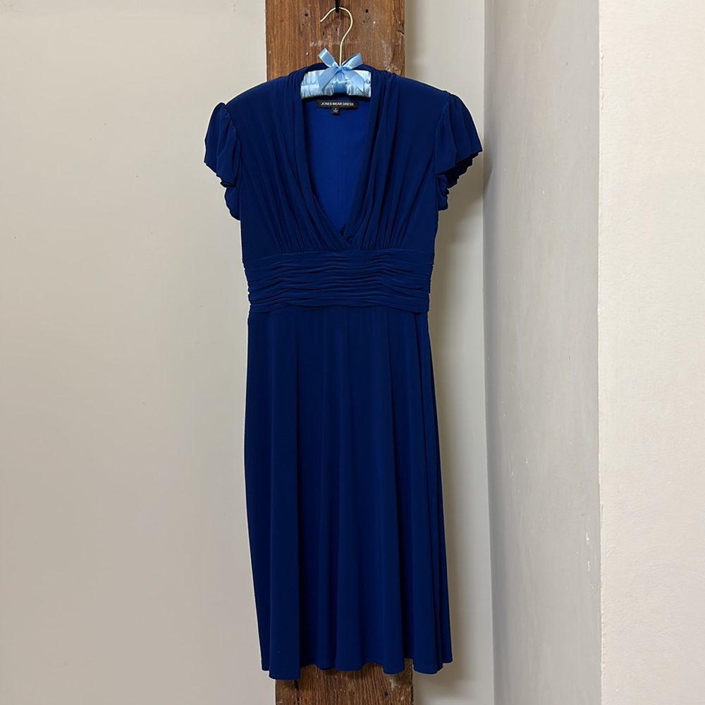 JONES WEAR DRESS! 🌾